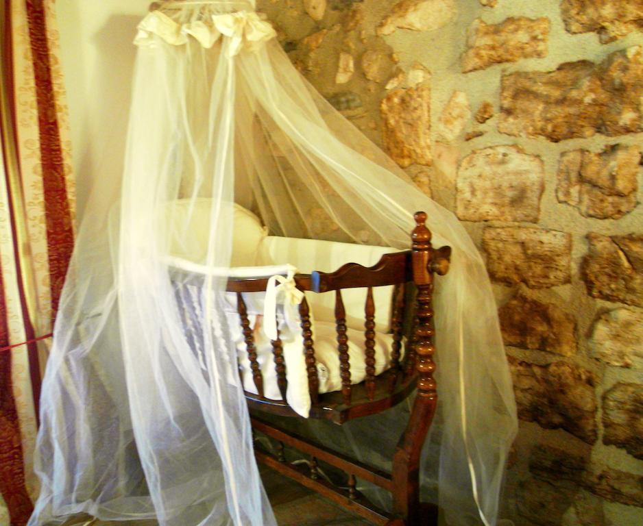 Guest House Il Borgo Di Sempronio センプロニアーノ 部屋 写真