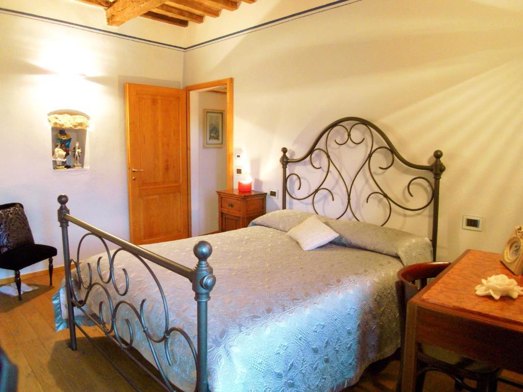 Guest House Il Borgo Di Sempronio センプロニアーノ 部屋 写真
